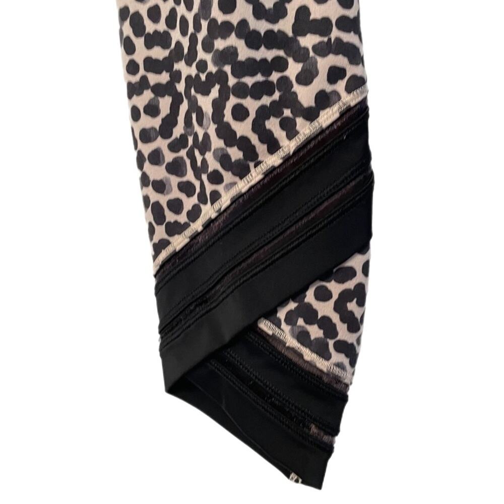 Lululemon High Times Pant Wrap Mesh Ace Spot Grain Black Sz 4 - Picture 3 of 4